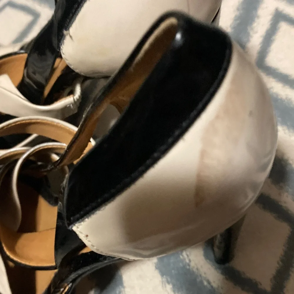 Michael‎ Kors Black and White Strappy Heels 6M